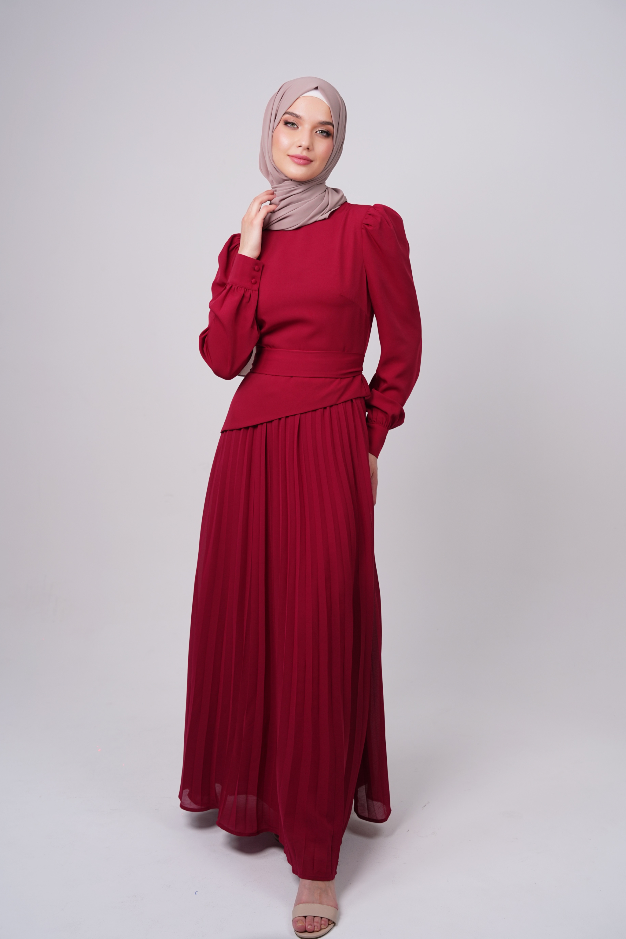 Elegant Crepe & Chiffon Maxi Dress – Dark Red