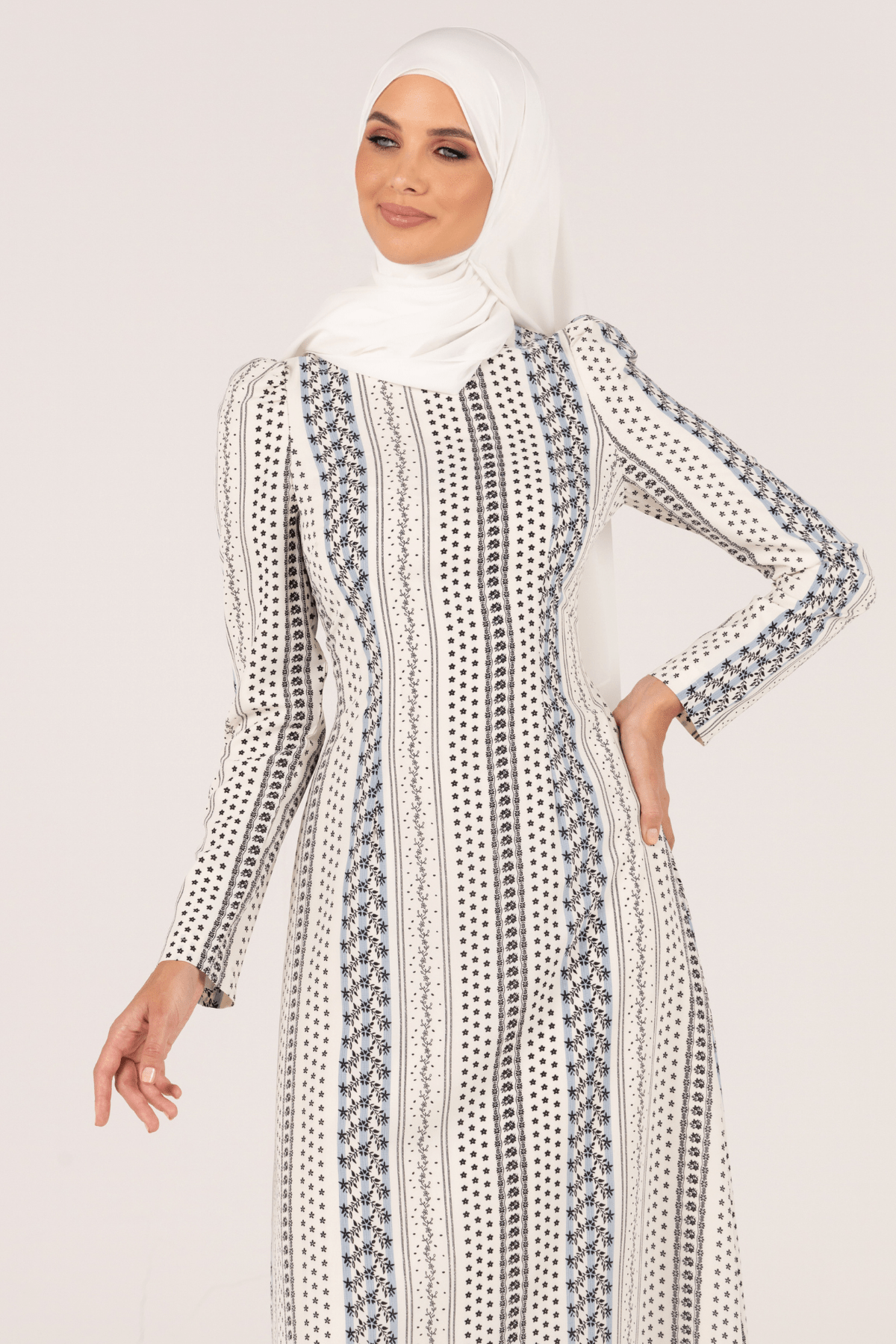 white pattern dress Luxury Beach Patterned Maxi Dress With Tie Back- White