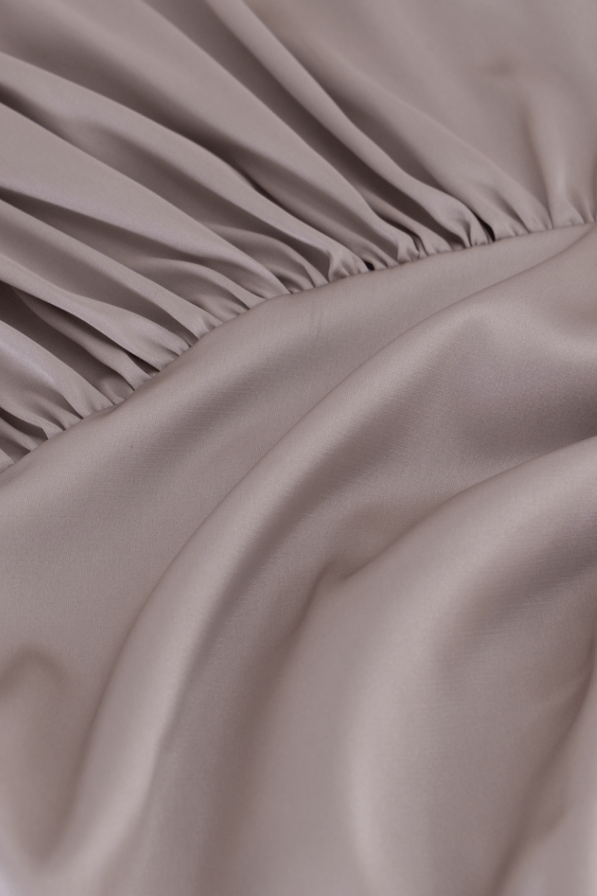 Chamomel Dresses Luxury Satin Maxi Dress With Ruching Details - Nude