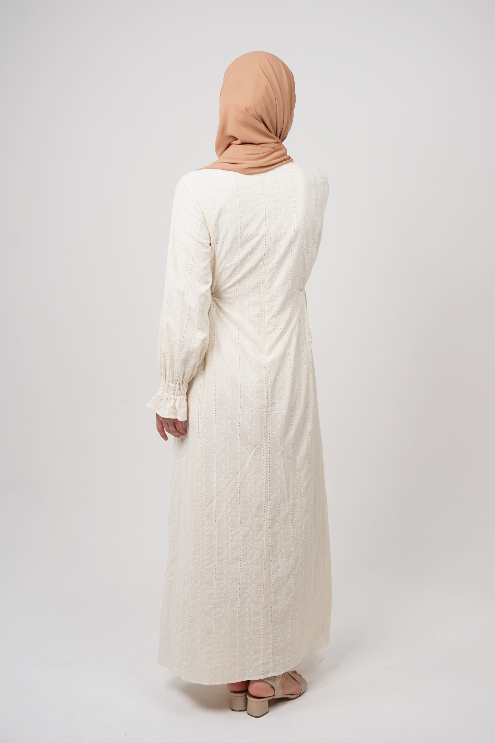 Embroidered 100% Cotton Maxi Dress with Adjustable Waist Tie